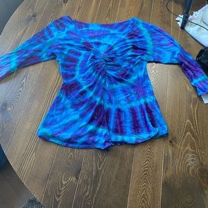 2XL Twist front Tie Dye Shirt
